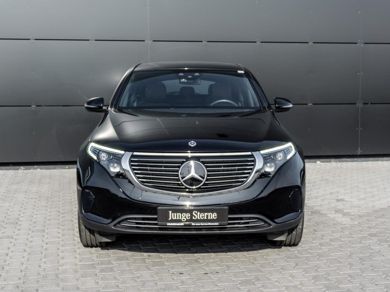 Mercedes-Benz EQC 400 4M Electric Art Schiebedach Distronic AHK