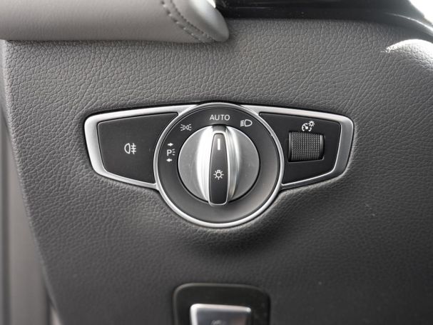Mercedes-Benz EQC 400 4M Distronic MBUX-Navi 360° EasyPack