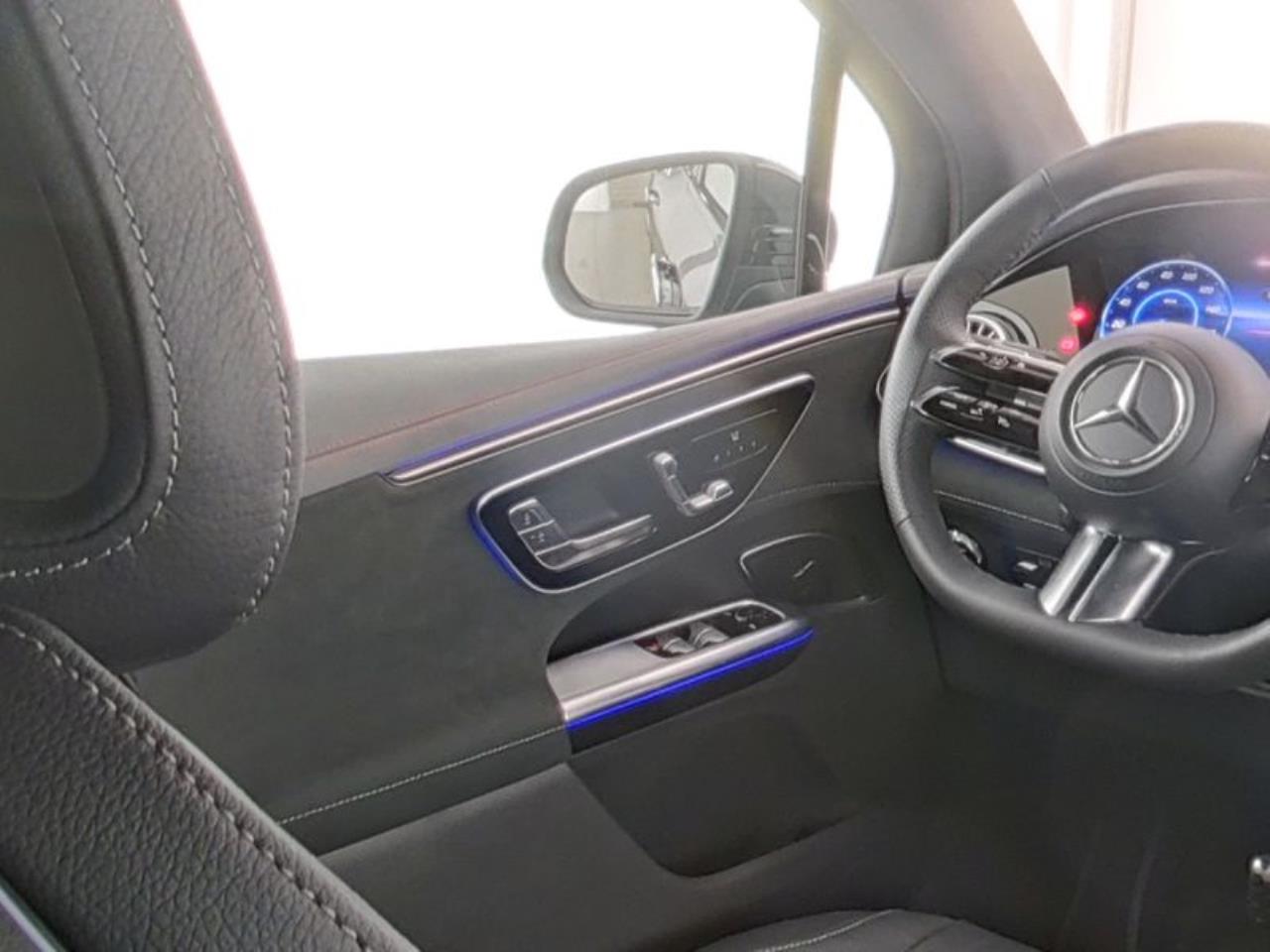 Mercedes-Benz EQE 300 SUV AMG Night Distronic 360° Easy-Pack