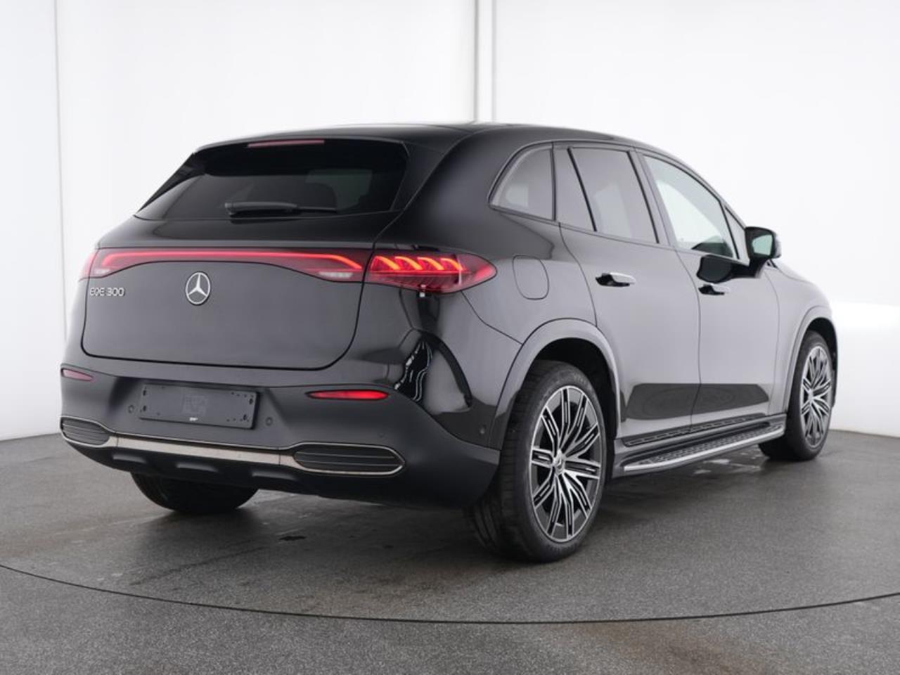 Mercedes-Benz EQE 300 SUV AMG Night Distronic 360° Easy-Pack