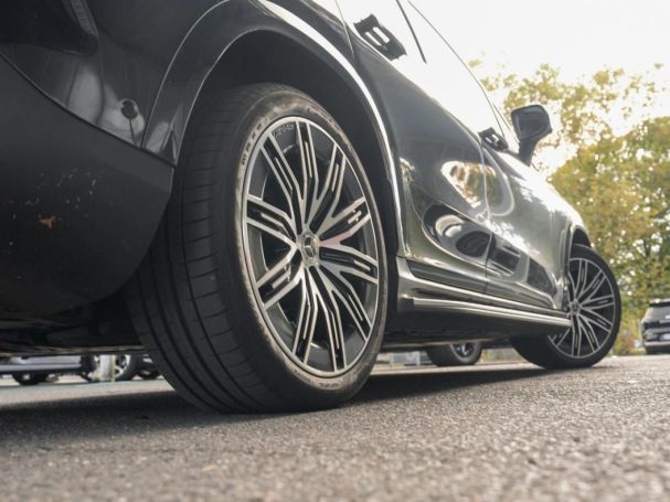 Mercedes-Benz EQE 300 SUV AMG Night Distronic 360° Wärmepumpe