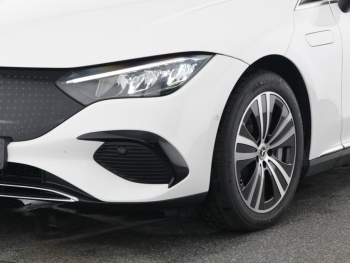 Mercedes-Benz EQE 300 Electric Art Panorama Distronic Kamera