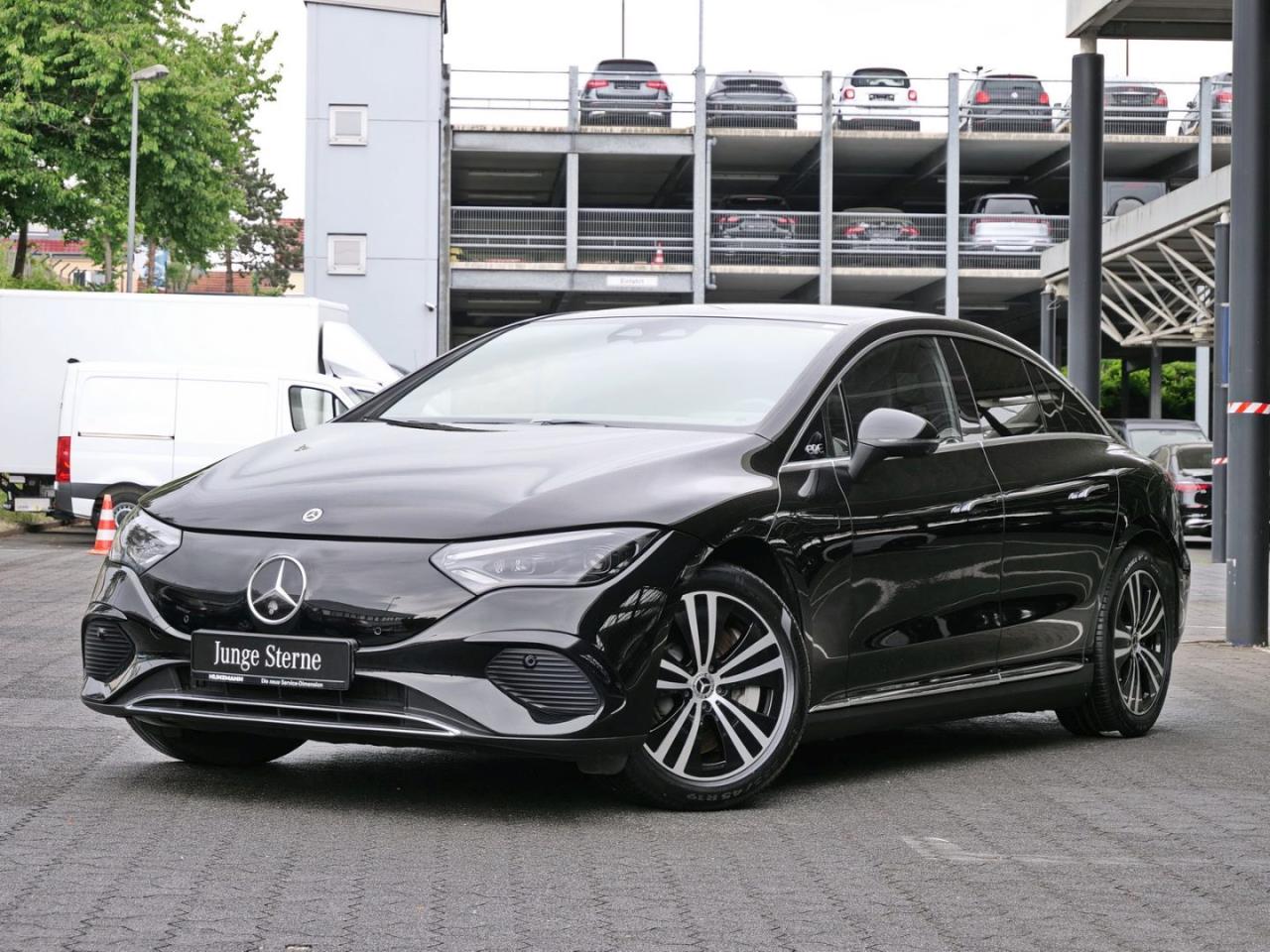 Mercedes-Benz EQE 300 Electric Art Distronic HeadUp 360° AHK