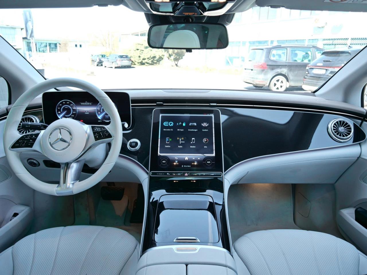 Mercedes-Benz EQE 300 Electric Art MBUXNavi Panorama Kamera