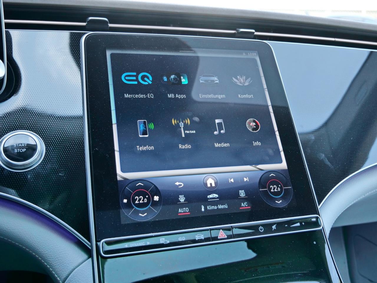 Mercedes-Benz EQE 300 Electric Art MBUXNavi Panorama Kamera