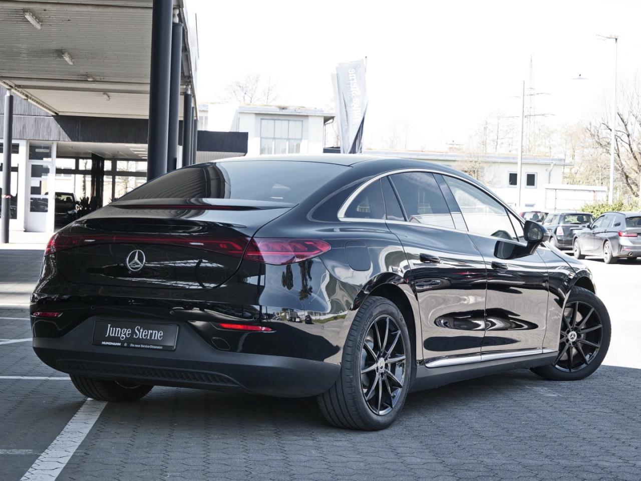 Mercedes-Benz EQE 300 Electric Art MBUXNavi Panorama Kamera