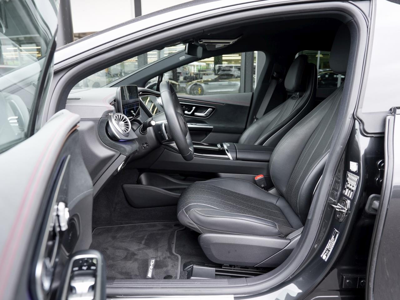 Mercedes-Benz EQE 350 AMG Night Distronic HeadUp Kamera AHK