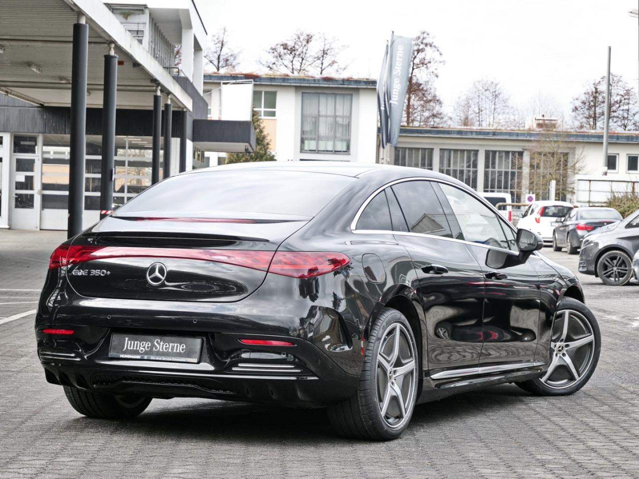 Mercedes-Benz EQE 350+ AMG Distronic SHZ-Fond Memory Burmester