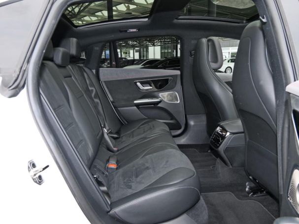 Mercedes-Benz EQE 350 AMG Panorama Distronic Head-Up 360°