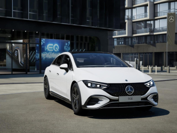 Mercedes-Benz EQE 350 AMG Panorama Distronic Head-Up 360°