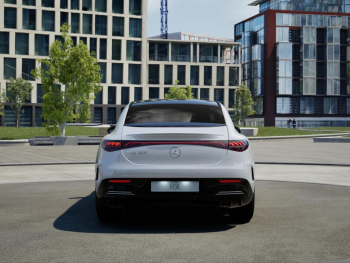 Mercedes-Benz EQE 350 AMG Panorama Distronic Head-Up 360°