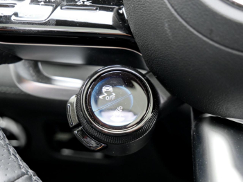Mercedes-Benz EQE 43 AMG 4M Panorama Distronic Burmester 360?