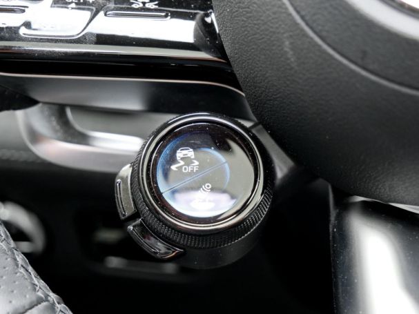 Mercedes-Benz EQE 43 AMG 4M Panorama Distronic Burmester 360?