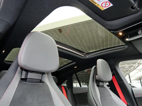 Mercedes-Benz EQE 43 AMG 4M Panorama Distronic Burmester 360?