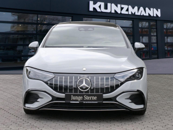 Mercedes-Benz EQE 43 AMG 4M Panorama Distronic Burmester 360?