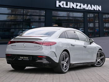 Mercedes-Benz EQE 43 AMG 4M Panorama Distronic Burmester 360?