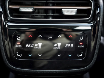 Mercedes-Benz EQE 43 AMG 4M Panorama Distronic Memory HUD 360°