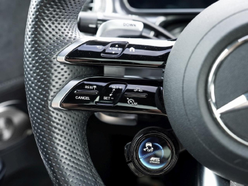 Mercedes-Benz EQE 43 AMG 4M Panorama Distronic Memory HUD 360°