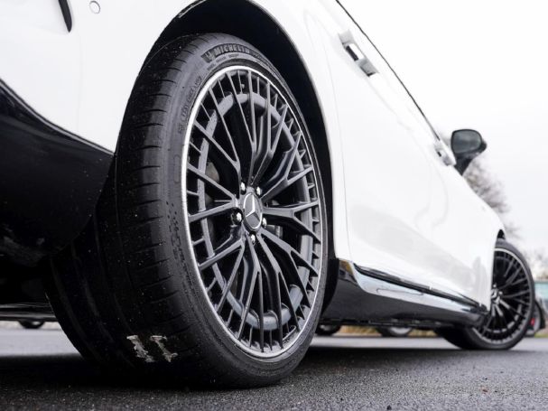 Mercedes-Benz EQE 43 AMG 4M Panorama Distronic Memory HUD 360°