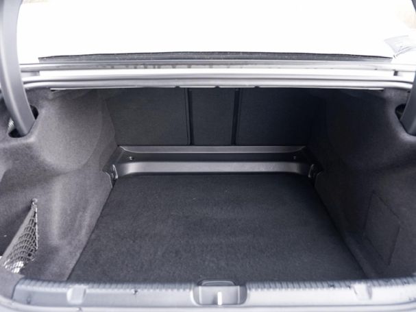 Mercedes-Benz EQE 43 AMG 4M Panorama Distronic Memory HUD 360°