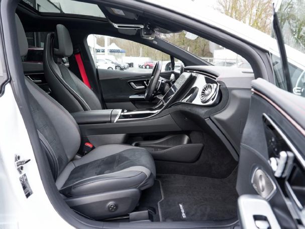 Mercedes-Benz EQE 43 AMG 4M Panorama Distronic Memory HUD 360°