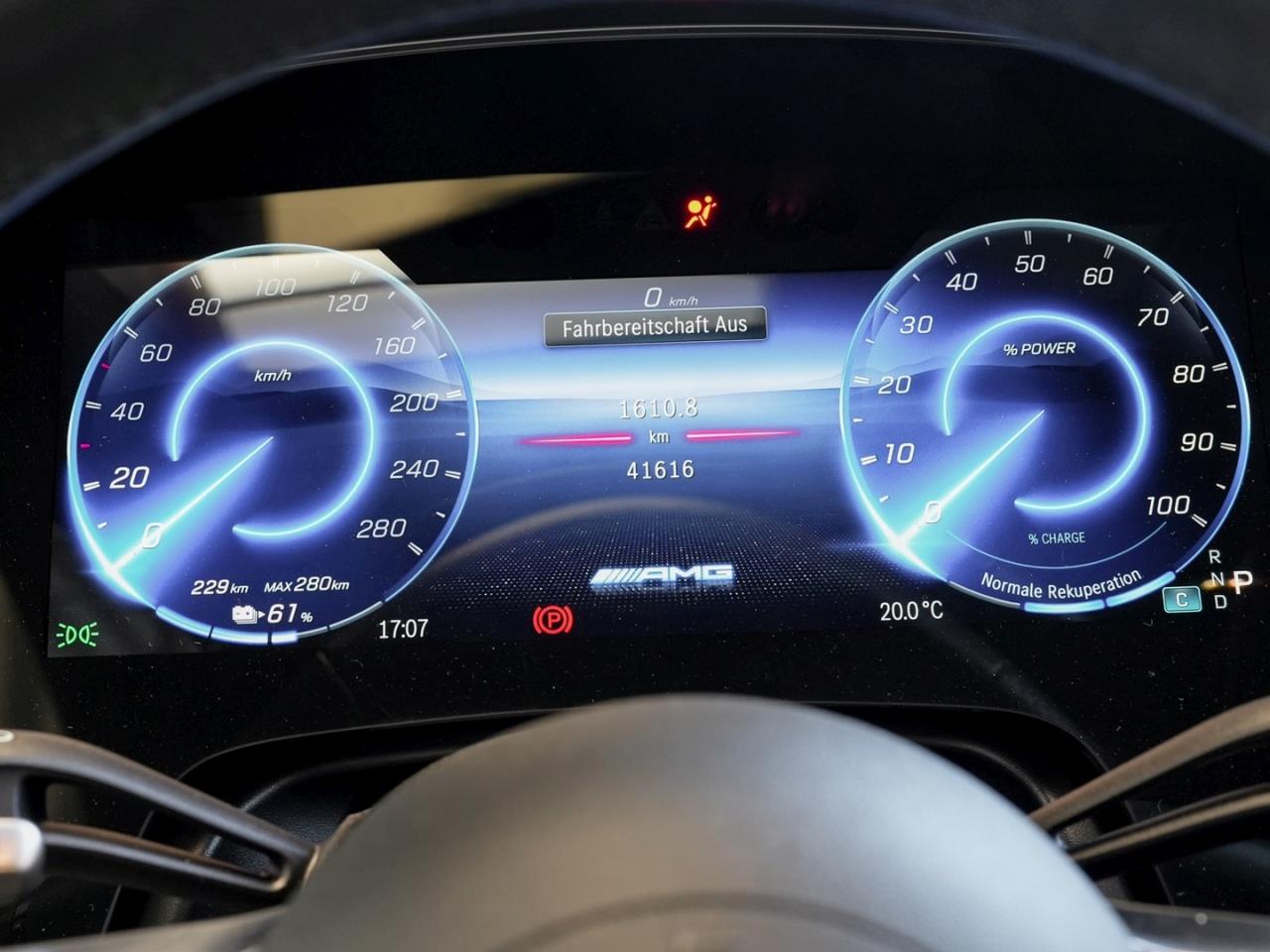 Mercedes-Benz EQE 43 AMG 4M Night HeadUp Panorama Airmatic