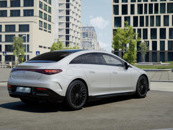 Mercedes-Benz EQE 500 4M AMG Panorama Distronic Head-Up 360°