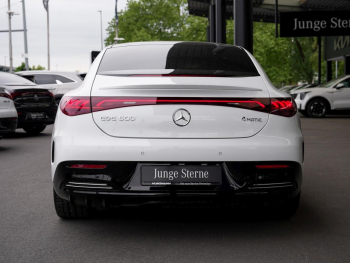 Mercedes-Benz EQE 500 4M AMG Panorama Distronic Head-Up 360°