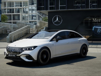 Mercedes-Benz EQE 53 4M+ Night Panorama Distronic HeaUp 360°