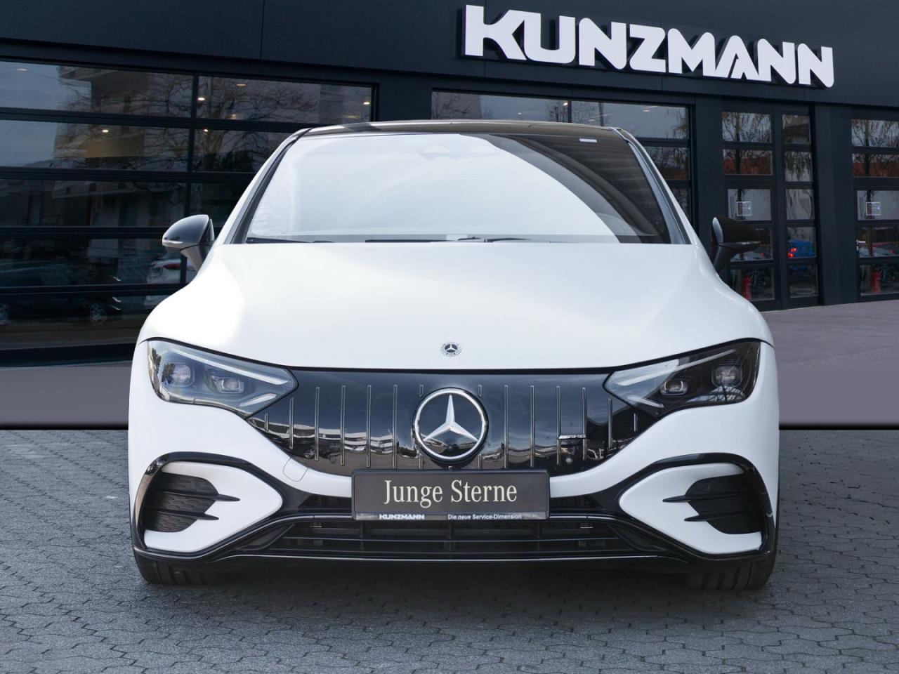 Mercedes-Benz EQE 53 AMG 4M+ Night Distronic Panorama HeadUp