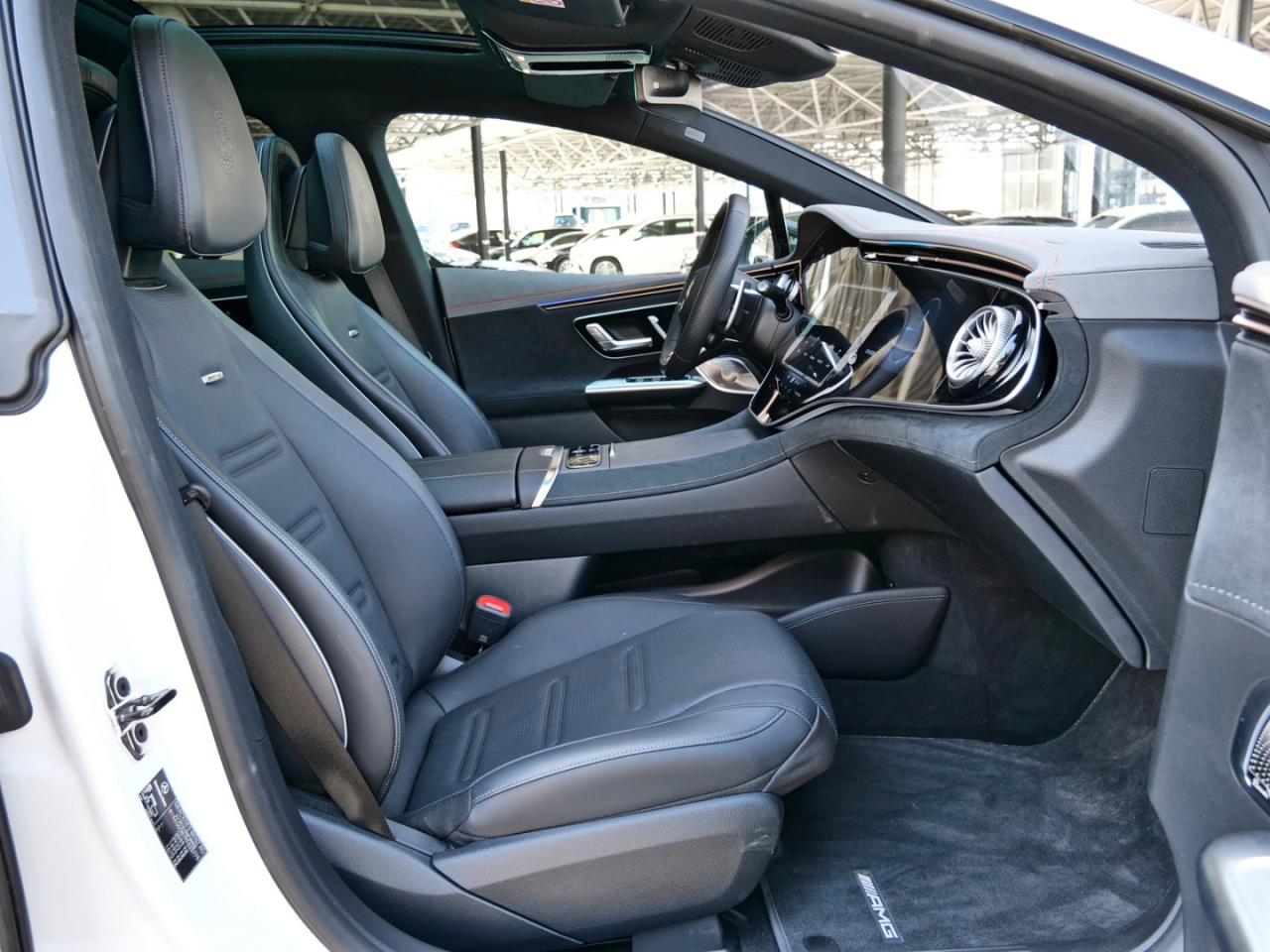 Mercedes-Benz EQE 53 AMG 4M+ Night Distronic Panorama HeadUp