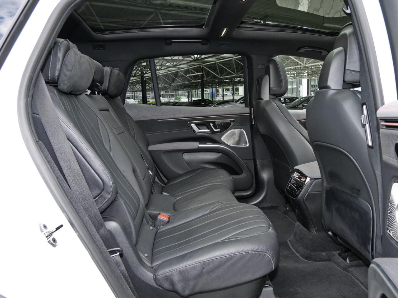 Mercedes-Benz EQS 450 4M SUV AMG Night Panorama Distronic+ AHK