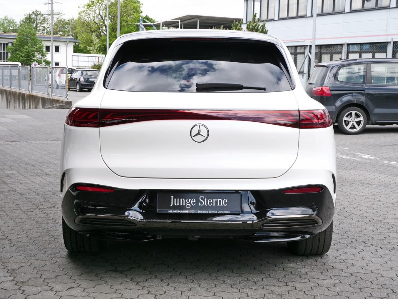 Mercedes-Benz EQS 450 4M SUV AMG Night Panorama Distronic+ AHK
