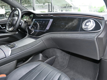 Mercedes-Benz EQS 450 4M SUV AMG Night Panorama Distronic+ AHK