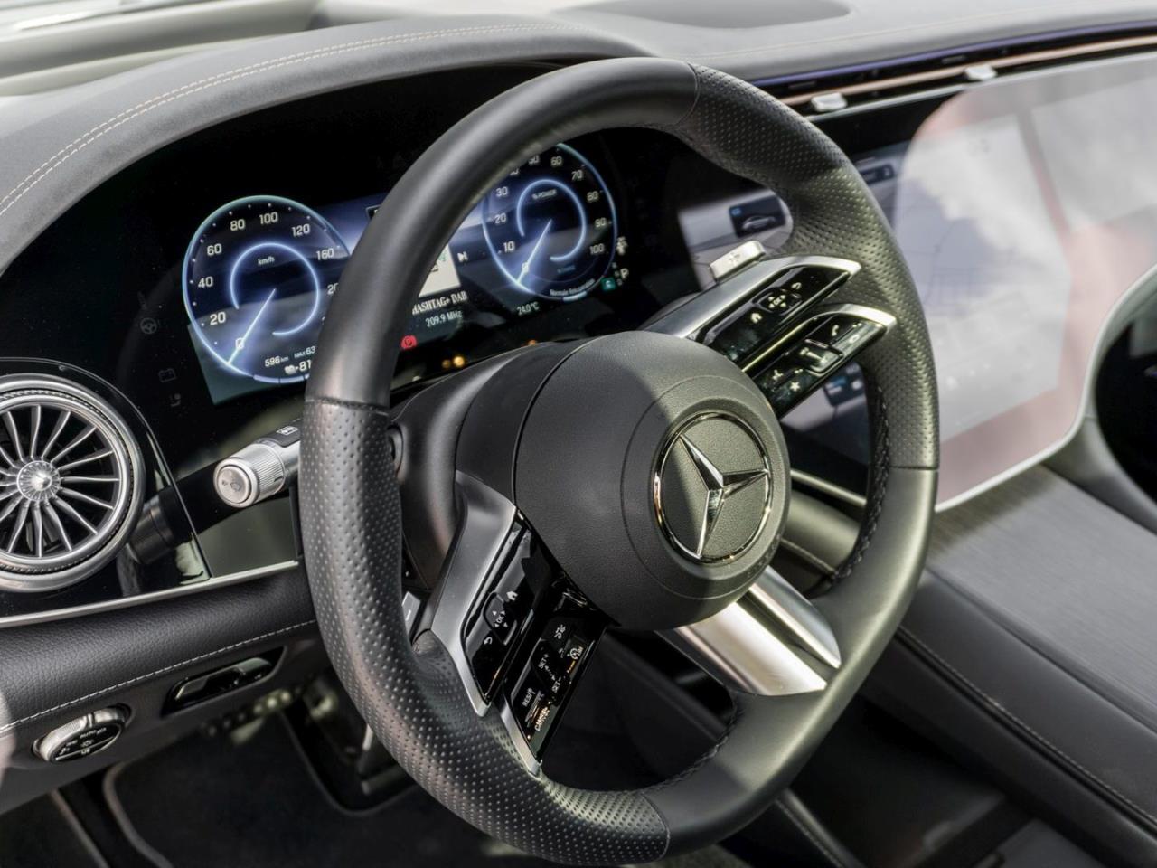 Mercedes-Benz EQS 450+ AMG Night AHK 360° Panorama NP 139.182