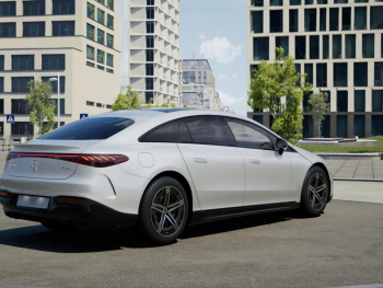 Mercedes-Benz EQS 500 4M AMG Night Panorama Distronic 360°