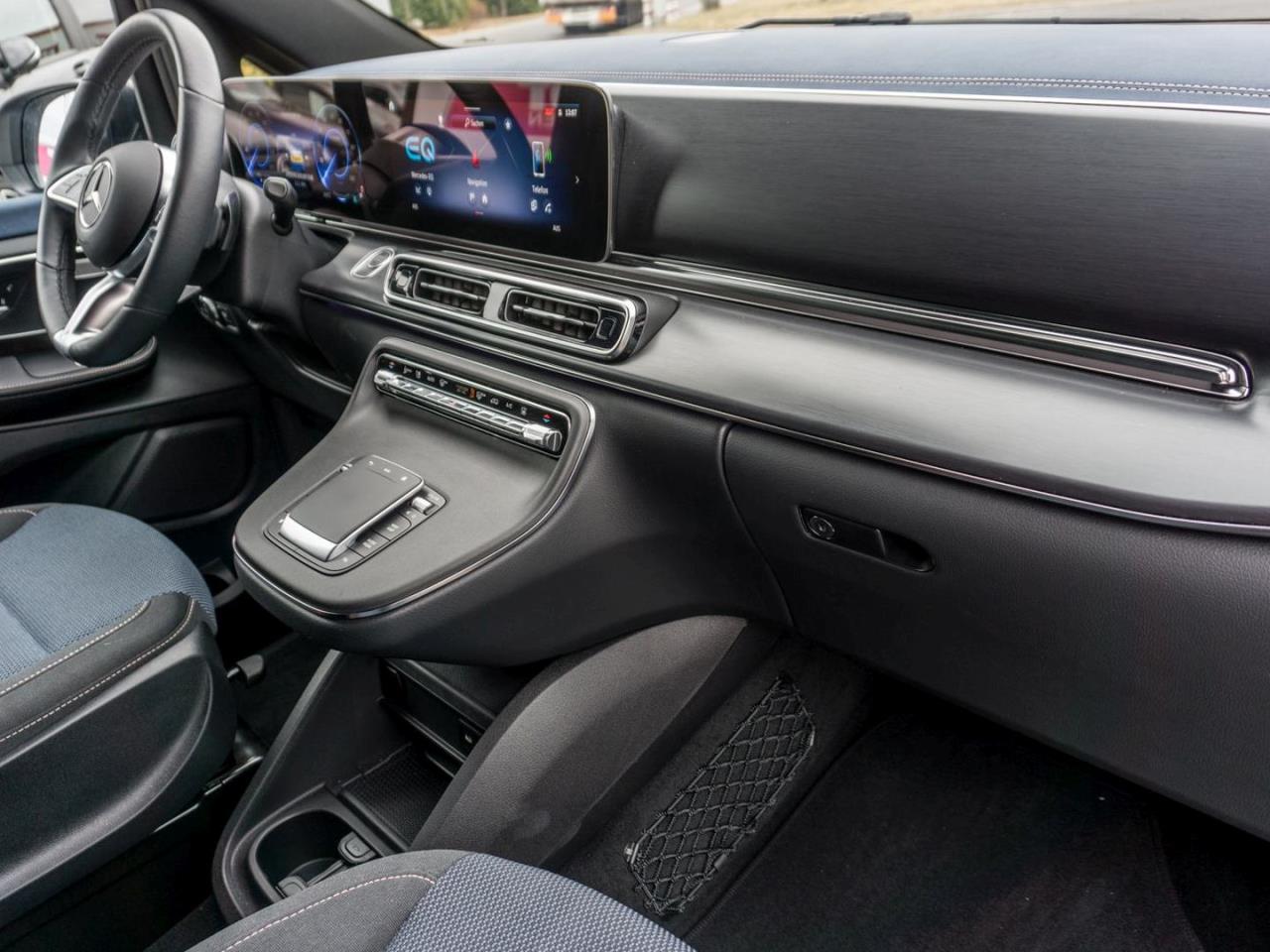 Mercedes-Benz EQV 250 Lang MBUXNavi Distronic Kamera