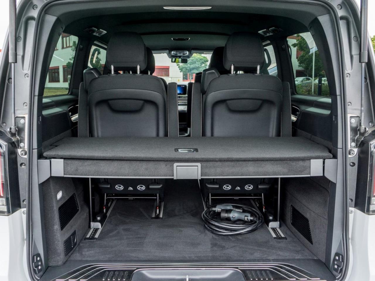 Mercedes-Benz EQV 250 Lang MBUXNavi Distronic Kamera