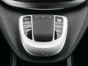 Mercedes-Benz EQV 300 AVANTGARDE Extralang Navi 360° Airmatic