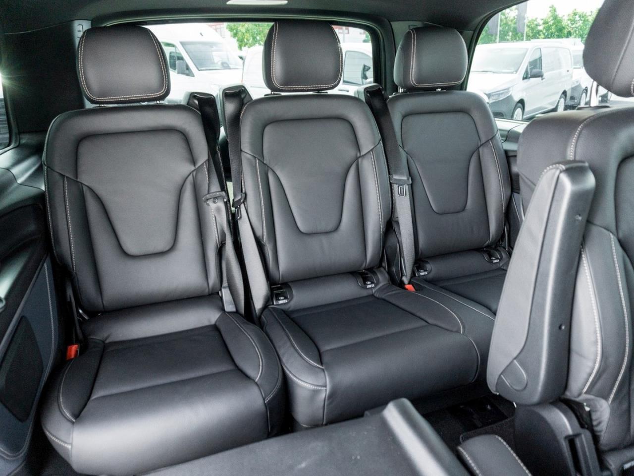 Mercedes-Benz EQV 300 AVANTGARDE Lang Distronic Airmatic 360°