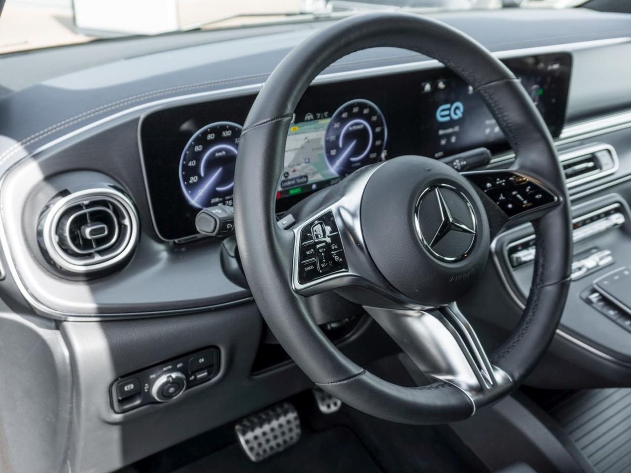 Mercedes-Benz EQV 300 AVANTGARDE Lang Distronic Airmatic 360°