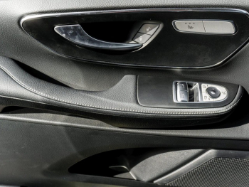 Mercedes-Benz EQV 300 AVANTGARDE Lang Distronic EasyPack 360°