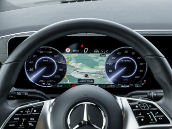 Mercedes-Benz EQV 300 AVANTGARDE Lang Distronic EasyPack 360°