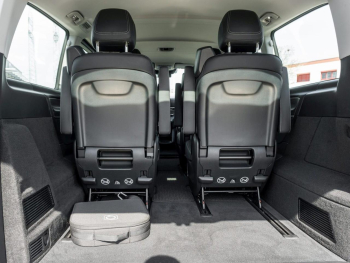 Mercedes-Benz EQV 300 AVANTGARDE Lang Distronic EasyPack 360°