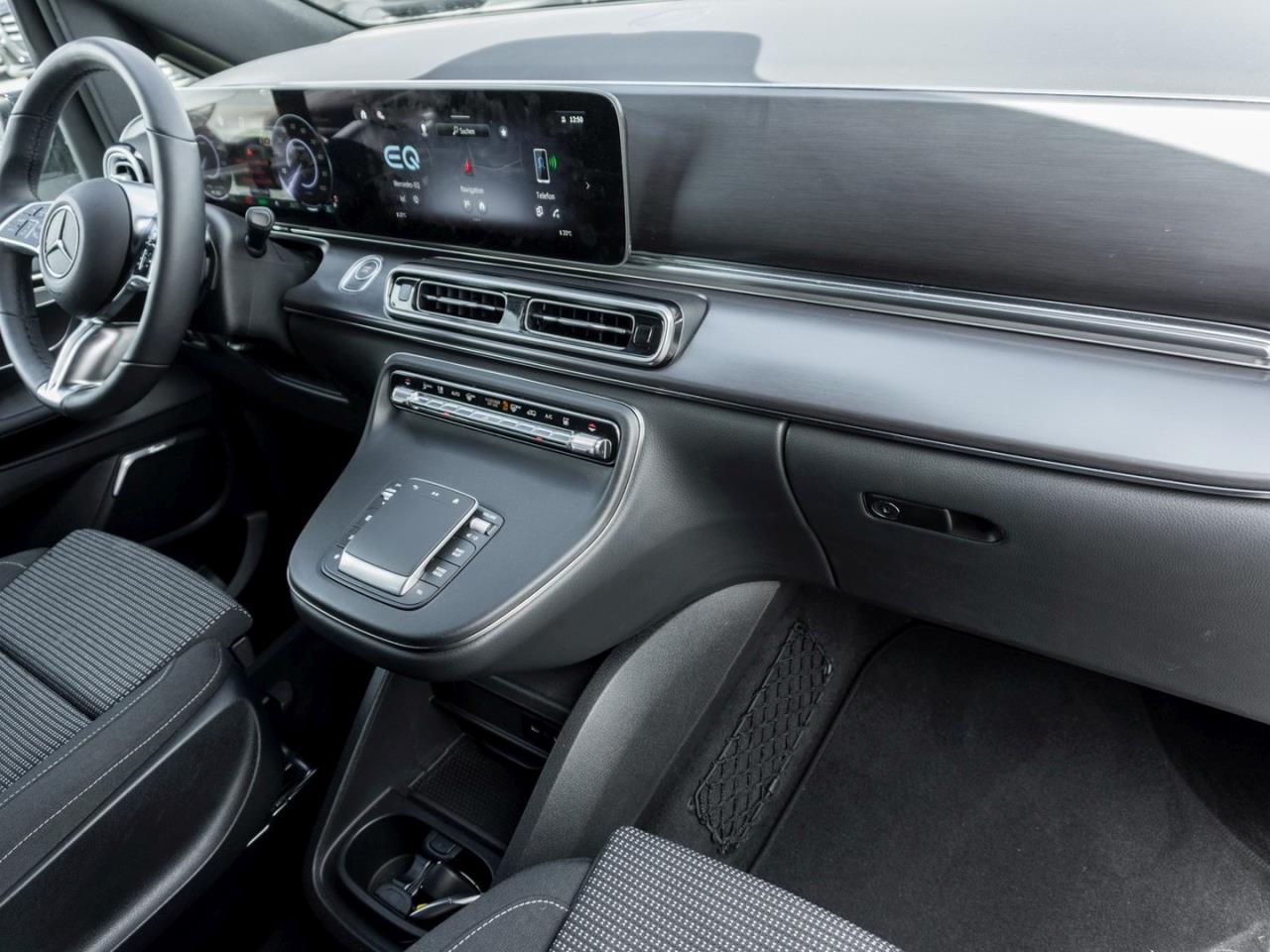 Mercedes-Benz EQV 300 Lang Distronic Burmester 360°