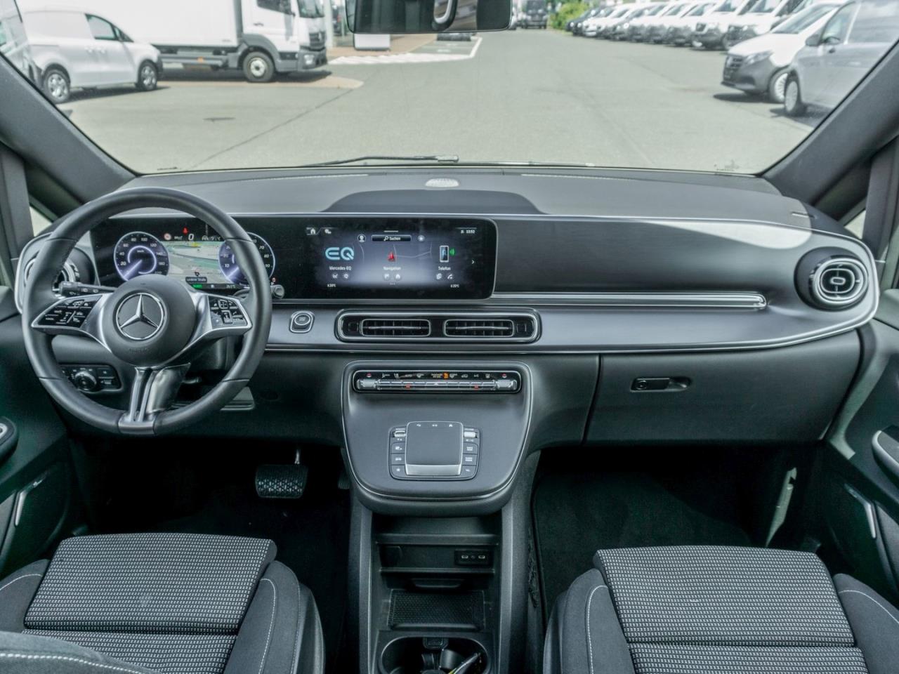 Mercedes-Benz EQV 300 Lang Distronic Burmester 360°
