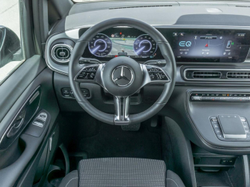 Mercedes-Benz EQV 300 Lang AMG Distronic Burmester 360°