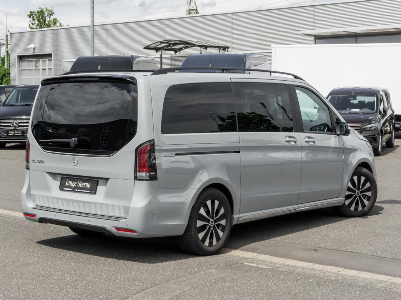 Mercedes-Benz EQV 300 Lang Distronic Burmester 360°