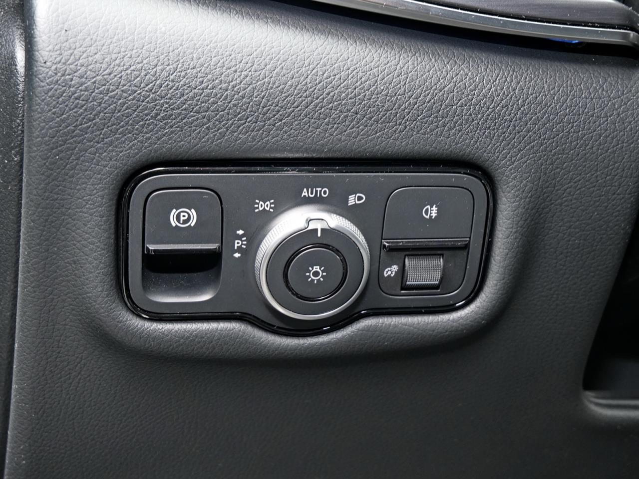 Mercedes-Benz EQV 300 Lang Navi Distronic Easy-Pack 360°