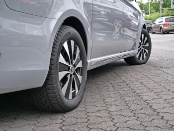 Mercedes-Benz EQV 300 Lang Navi Distronic Easy-Pack 360°